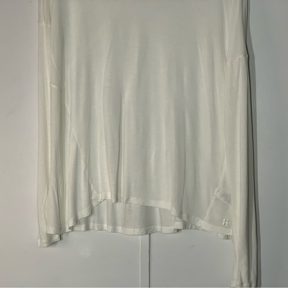 SWEATY BETTY Easy Peazy Top in Lily-White - Picture 6 of 13